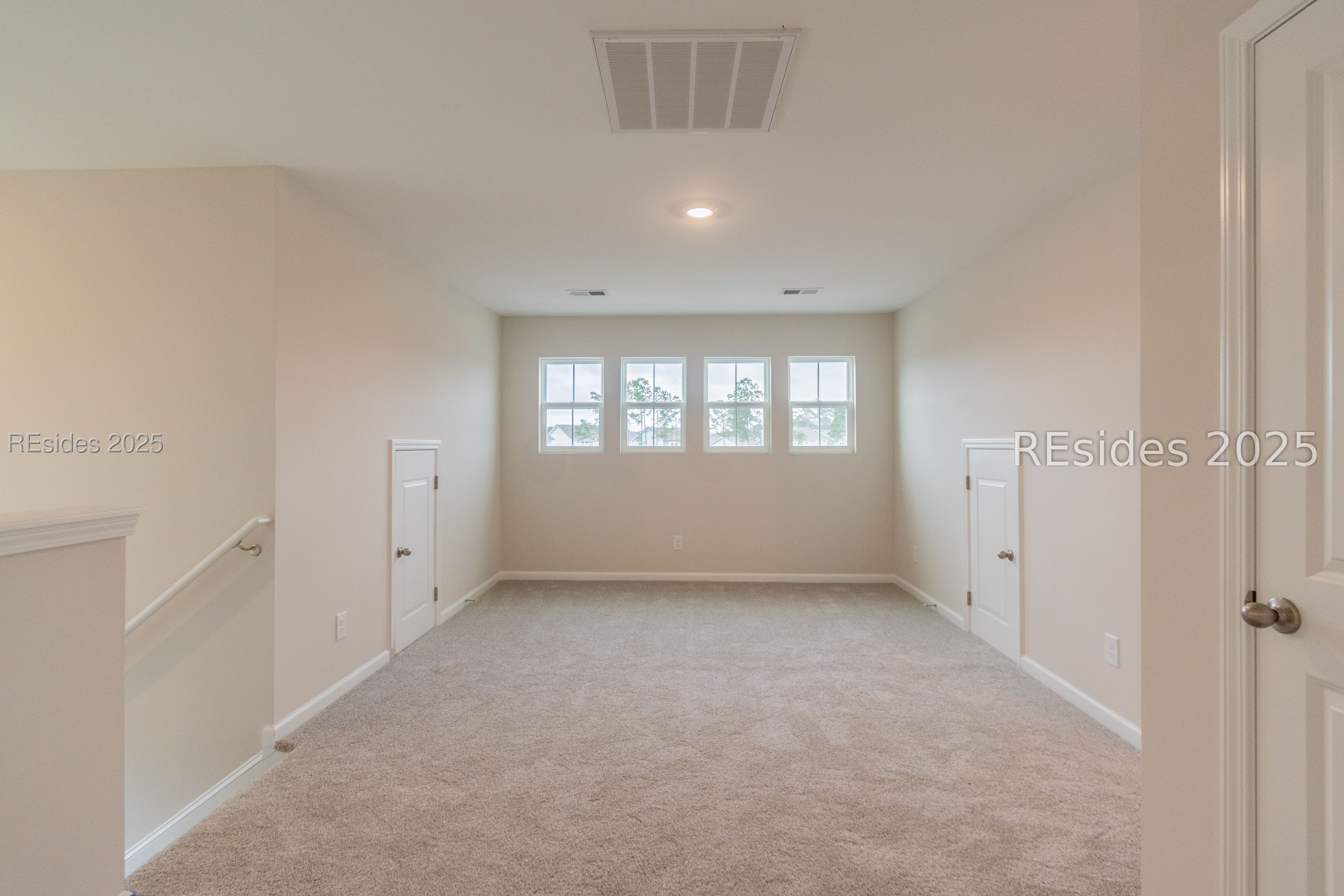 163 Standing Oaks Drive