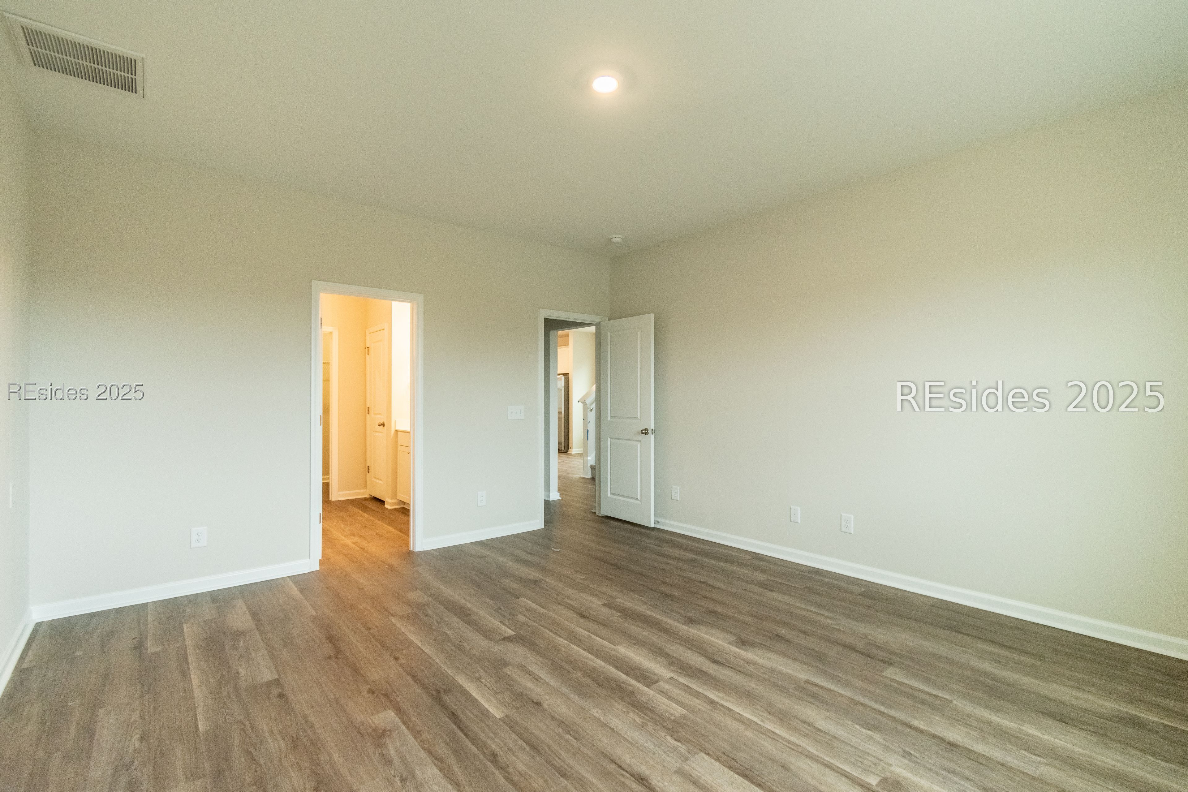 163 Standing Oaks Drive