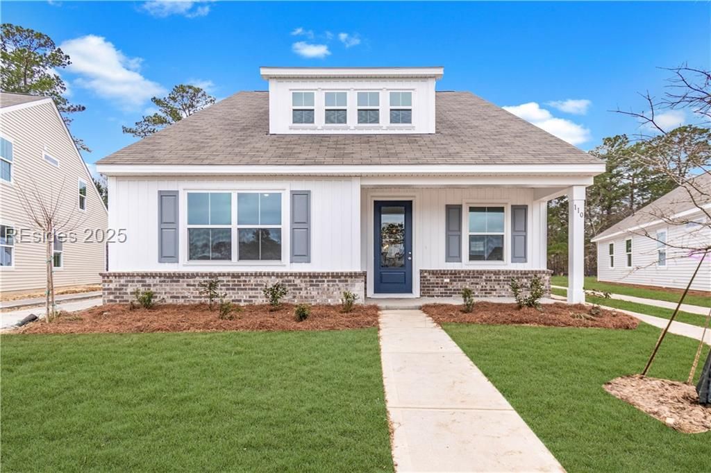 163 Standing Oaks Drive