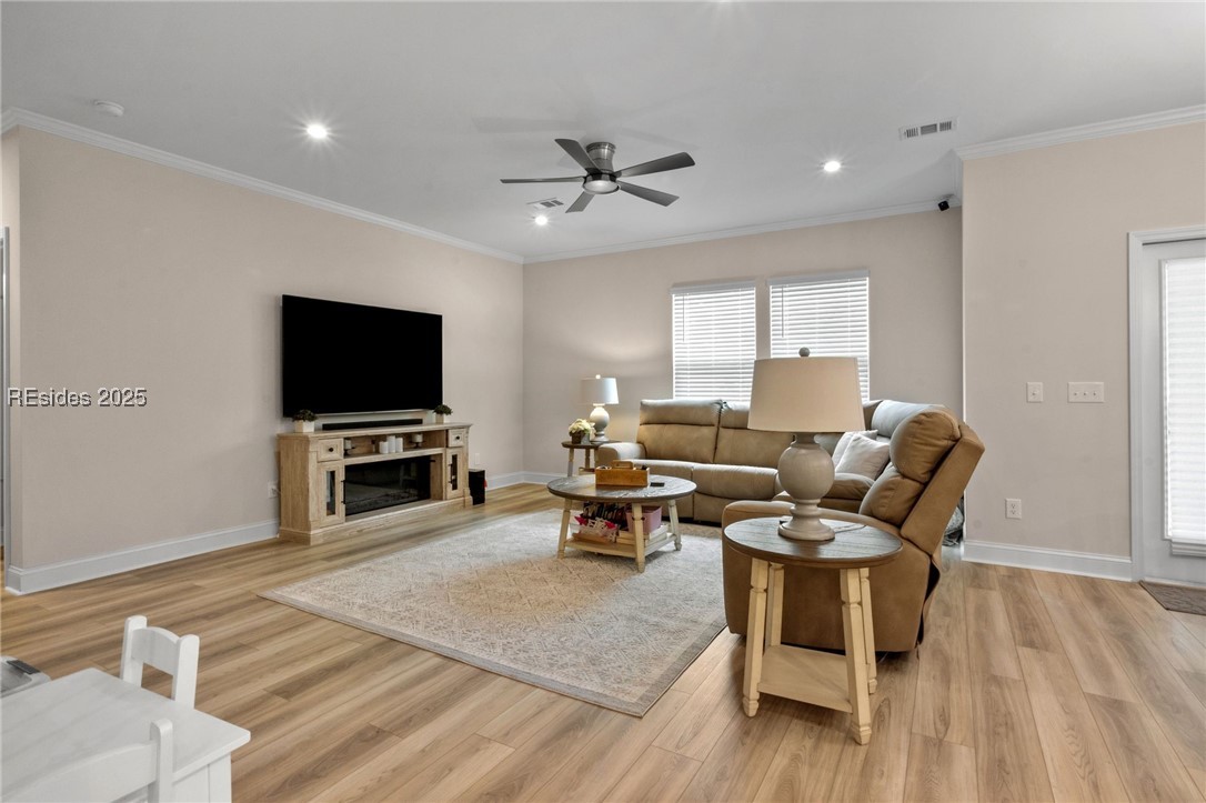 410 Raines Way
