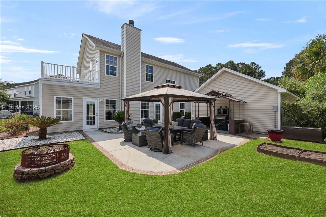 7 Running Oak Drive