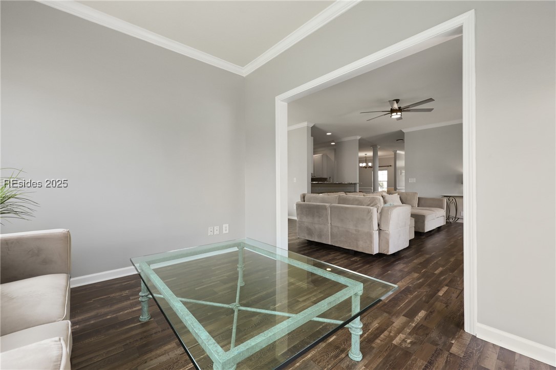 7 Running Oak Drive