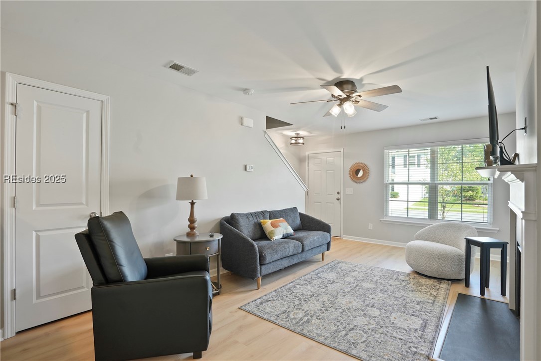 62 Running Oak Drive