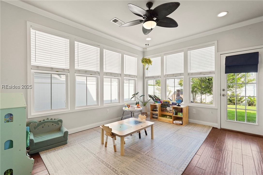 44 7th Avenue