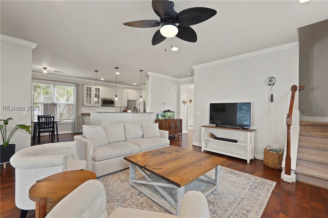 44 7th Avenue