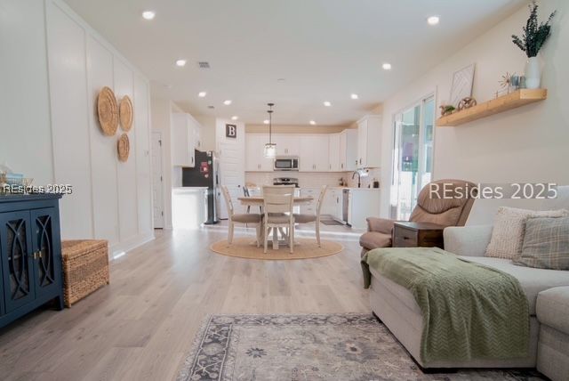 53 Mainland Lakes Drive