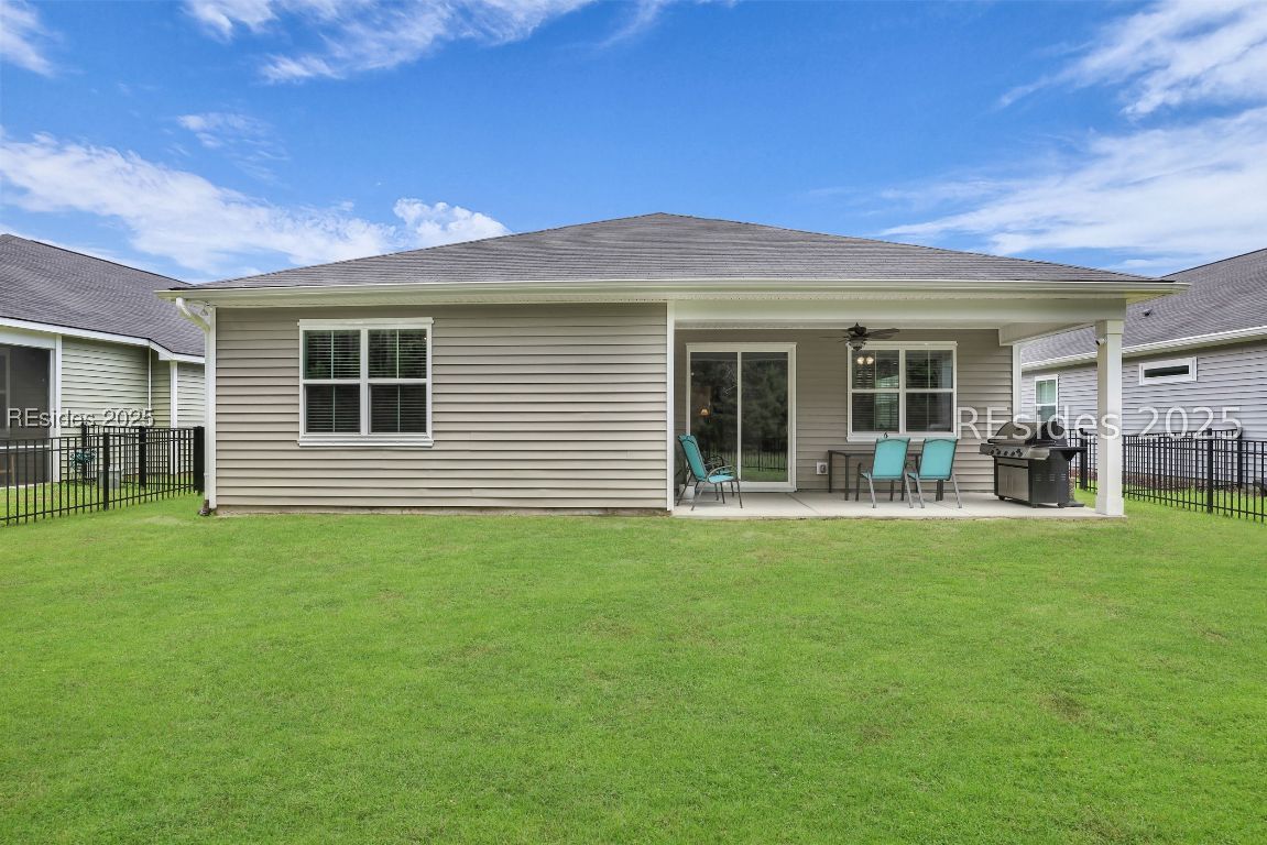 33 Mainland Lakes Drive