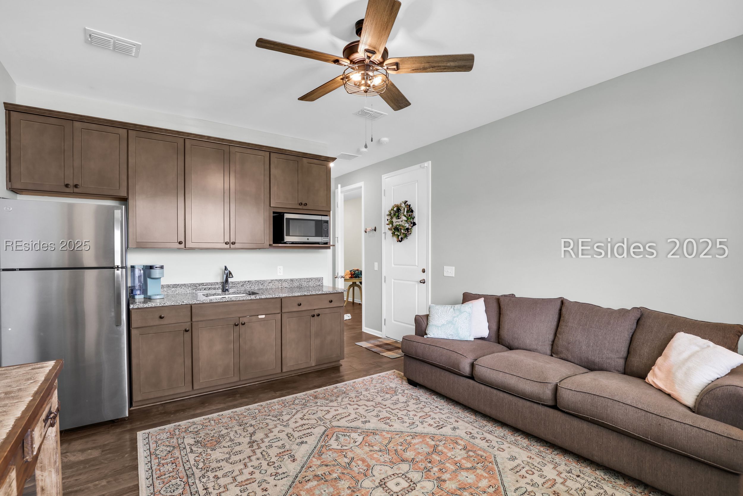 33 Mainland Lakes Drive