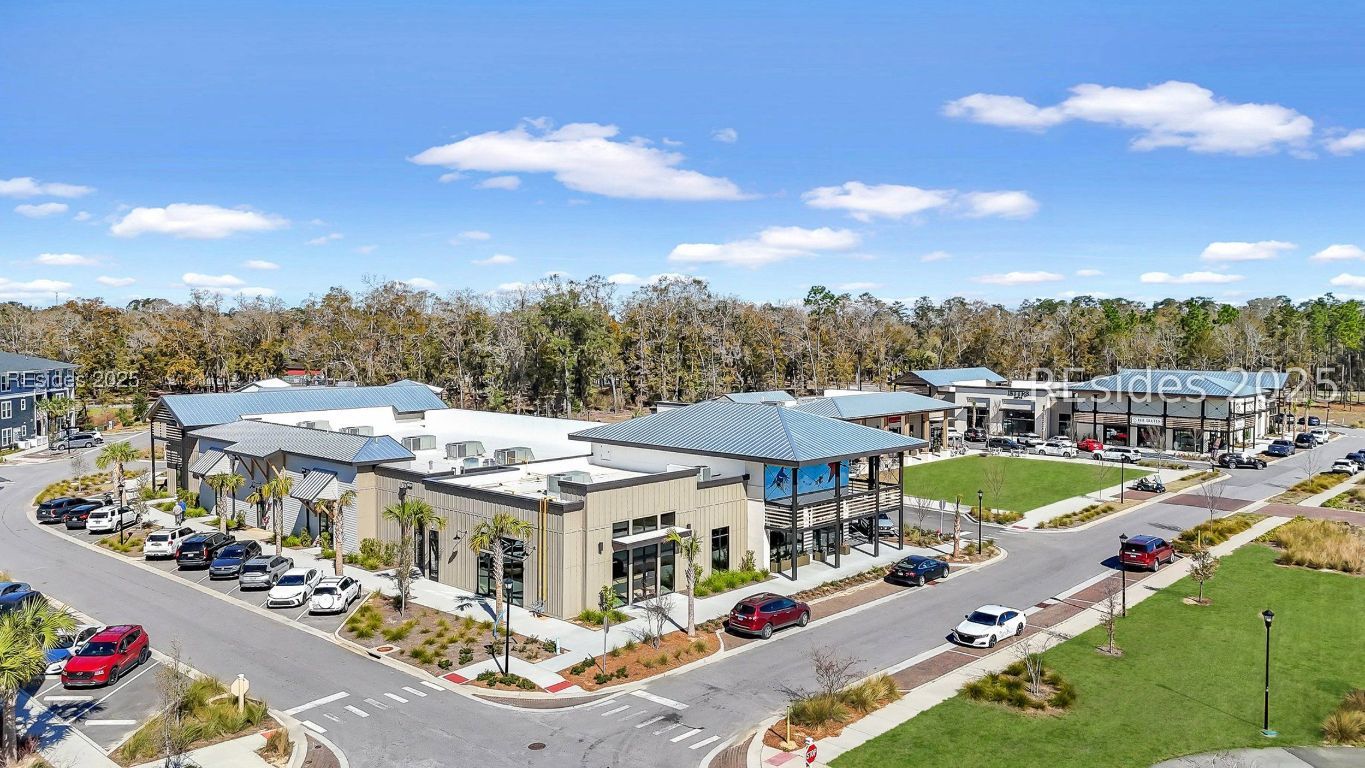 33 Mainland Lakes Drive