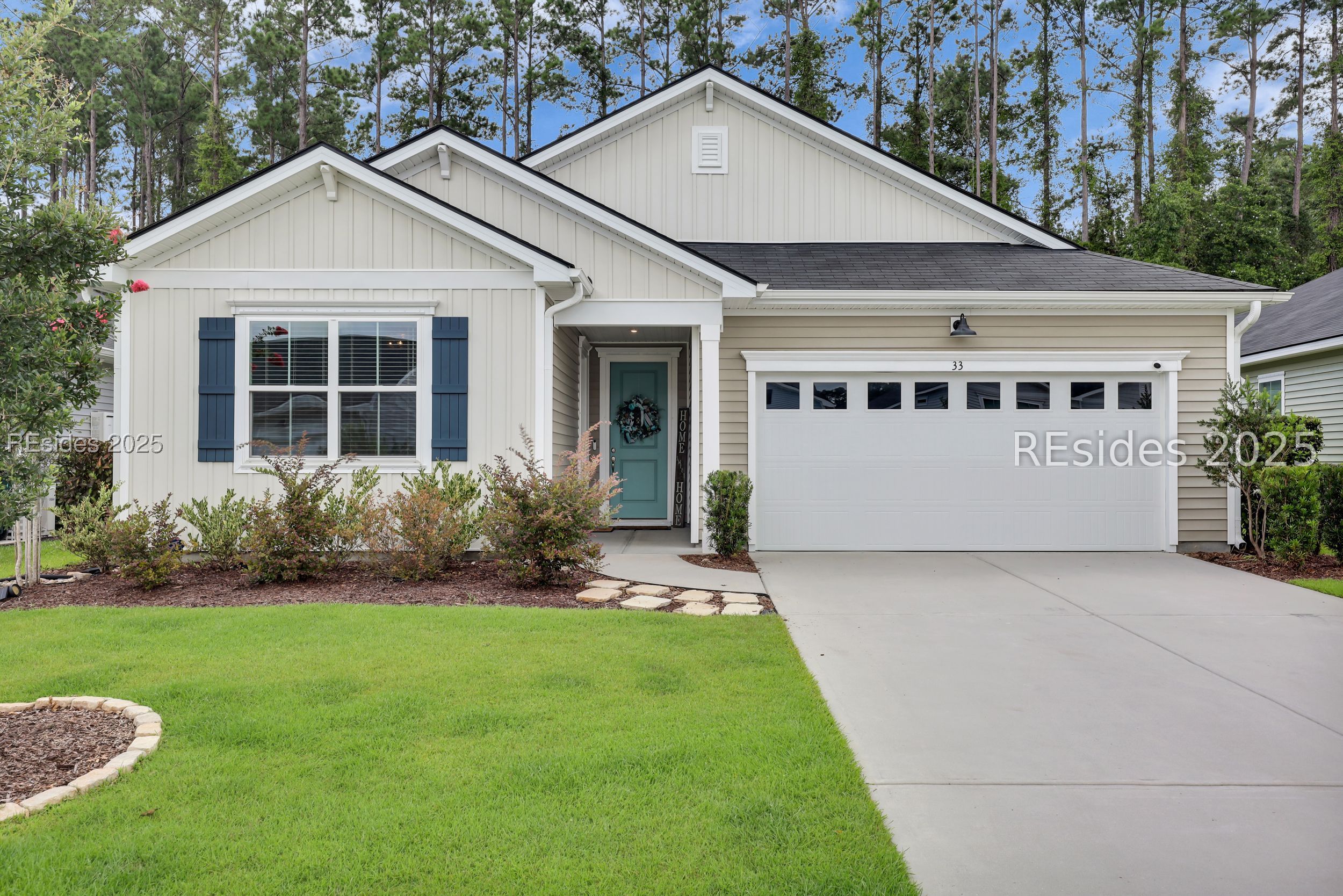 33 Mainland Lakes Drive