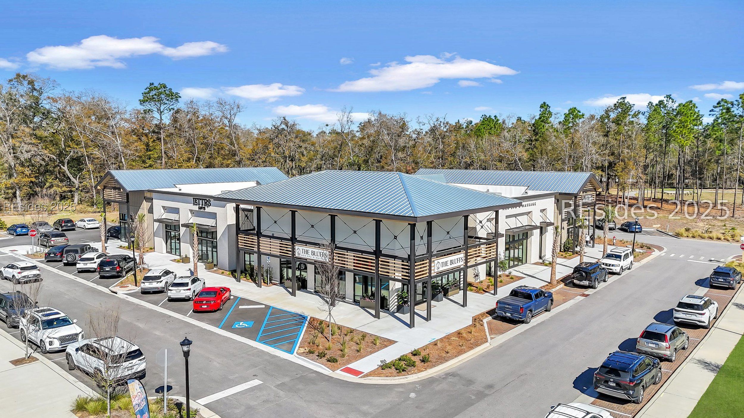 33 Mainland Lakes Drive