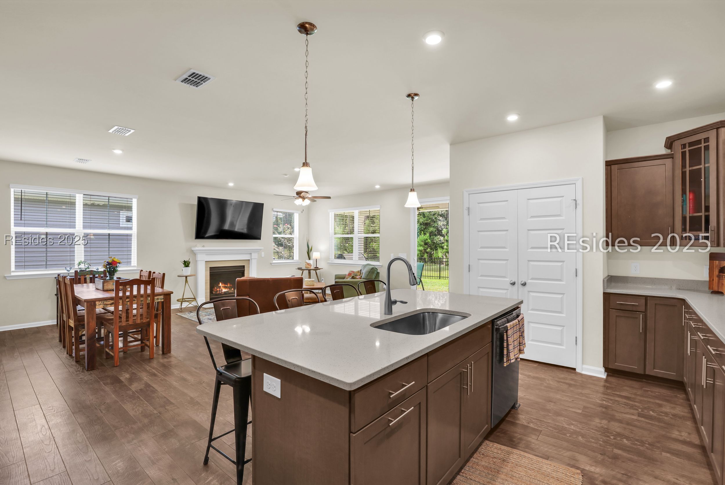 33 Mainland Lakes Drive