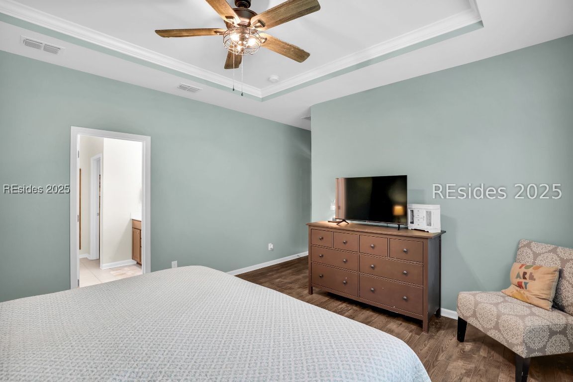 33 Mainland Lakes Drive