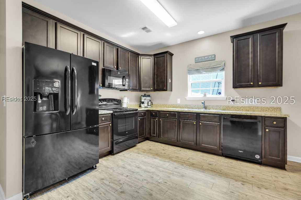 4 Swamp White Oak Drive