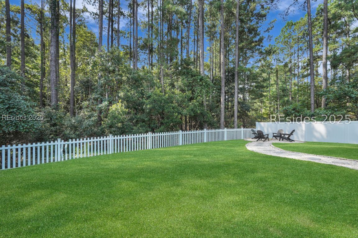 4 Swamp White Oak Drive