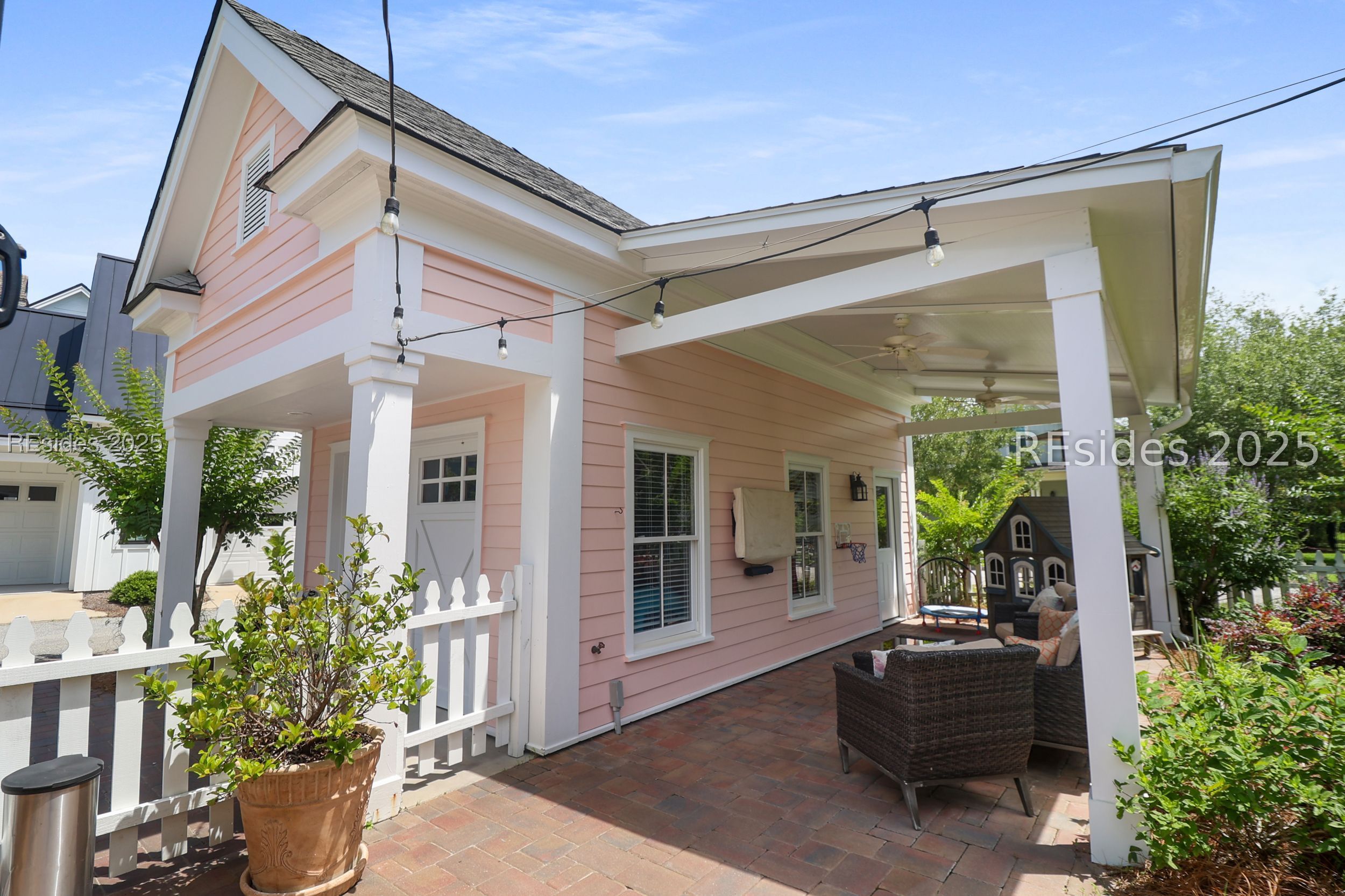 2 Cordray Street