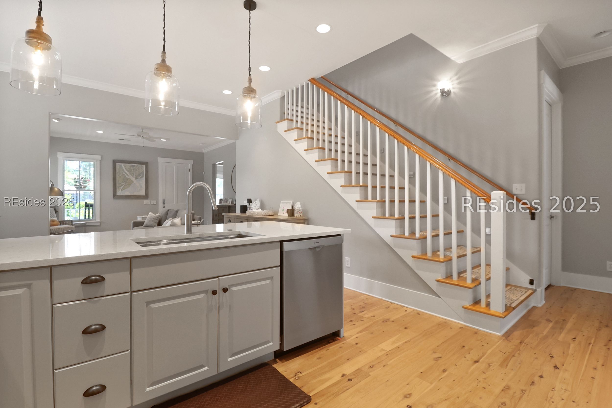 2 Cordray Street