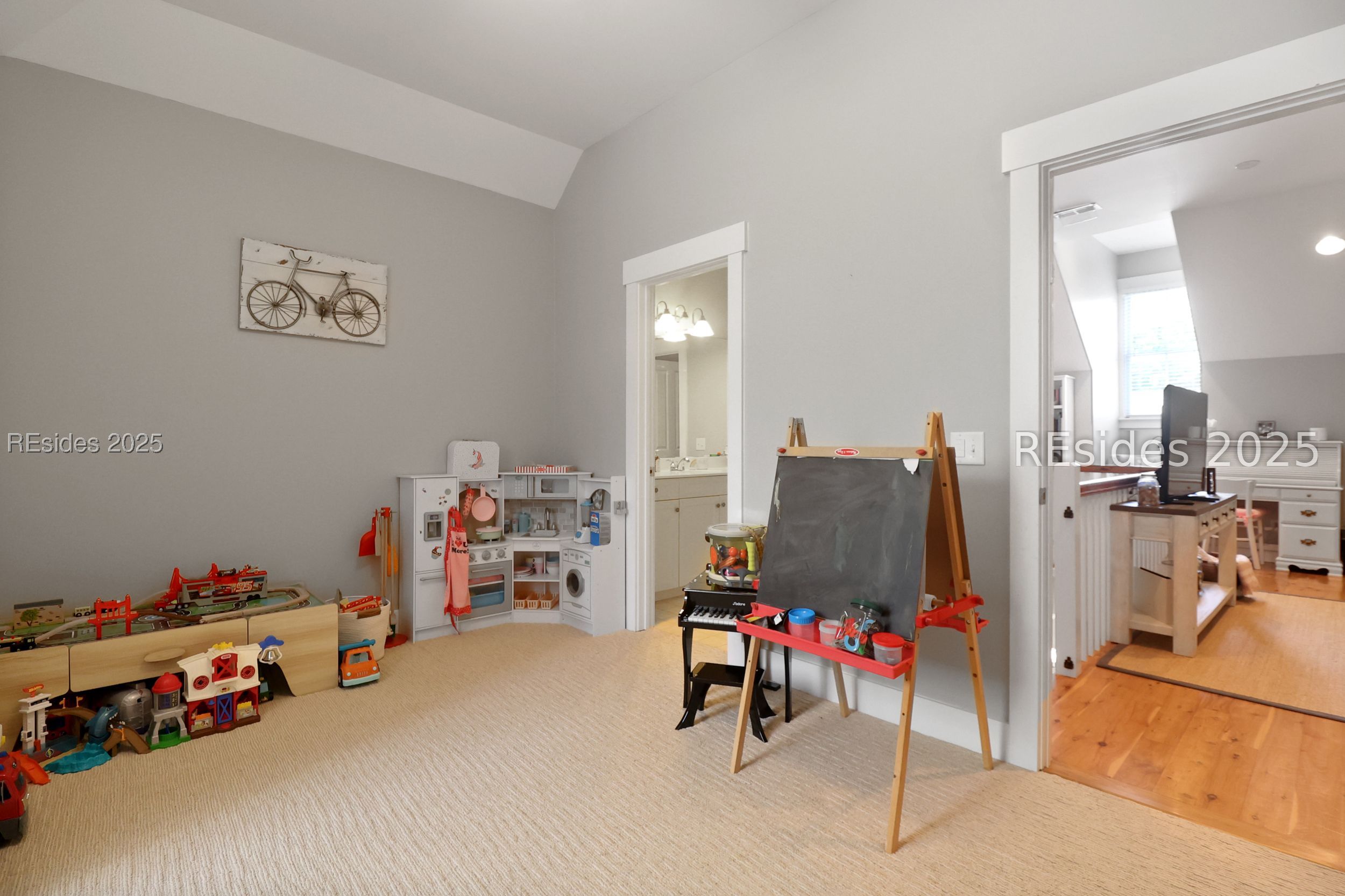 2 Cordray Street