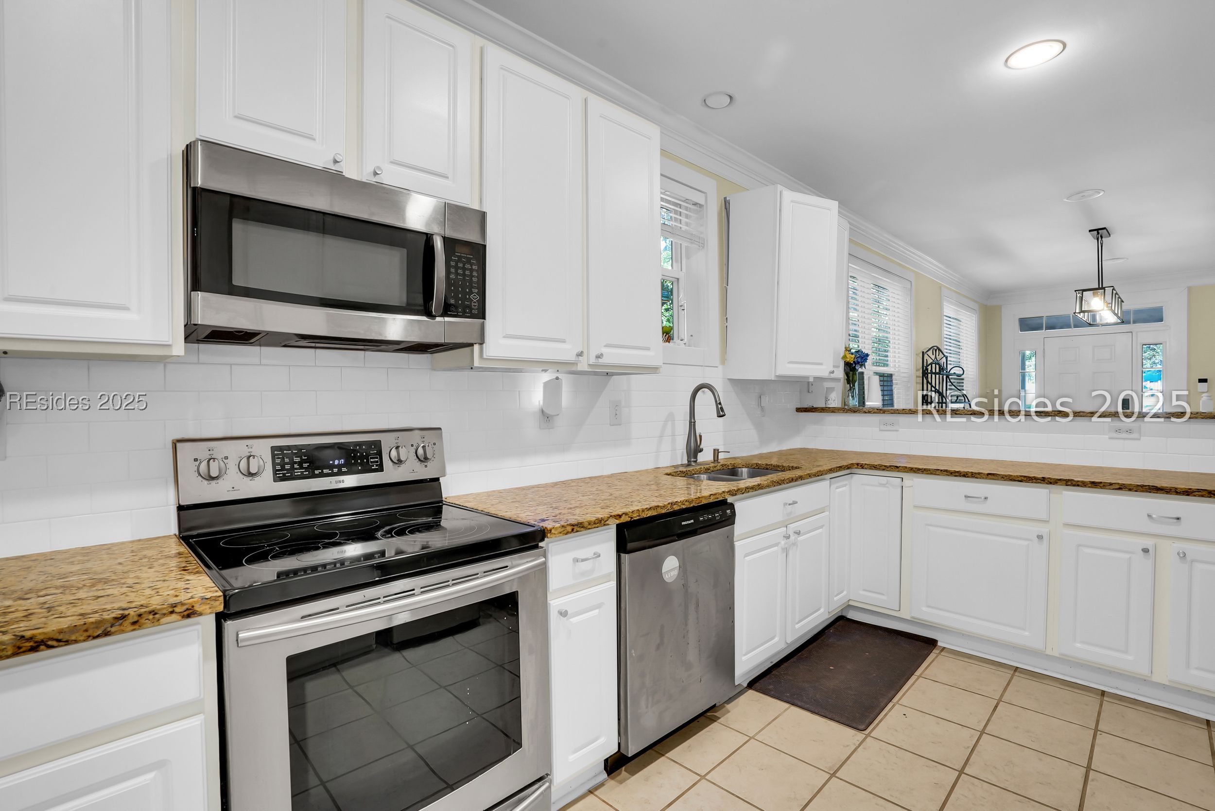 576 McCormack Avenue