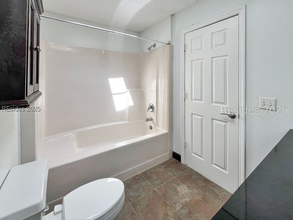 5 Gumtree Road Unit: M-6