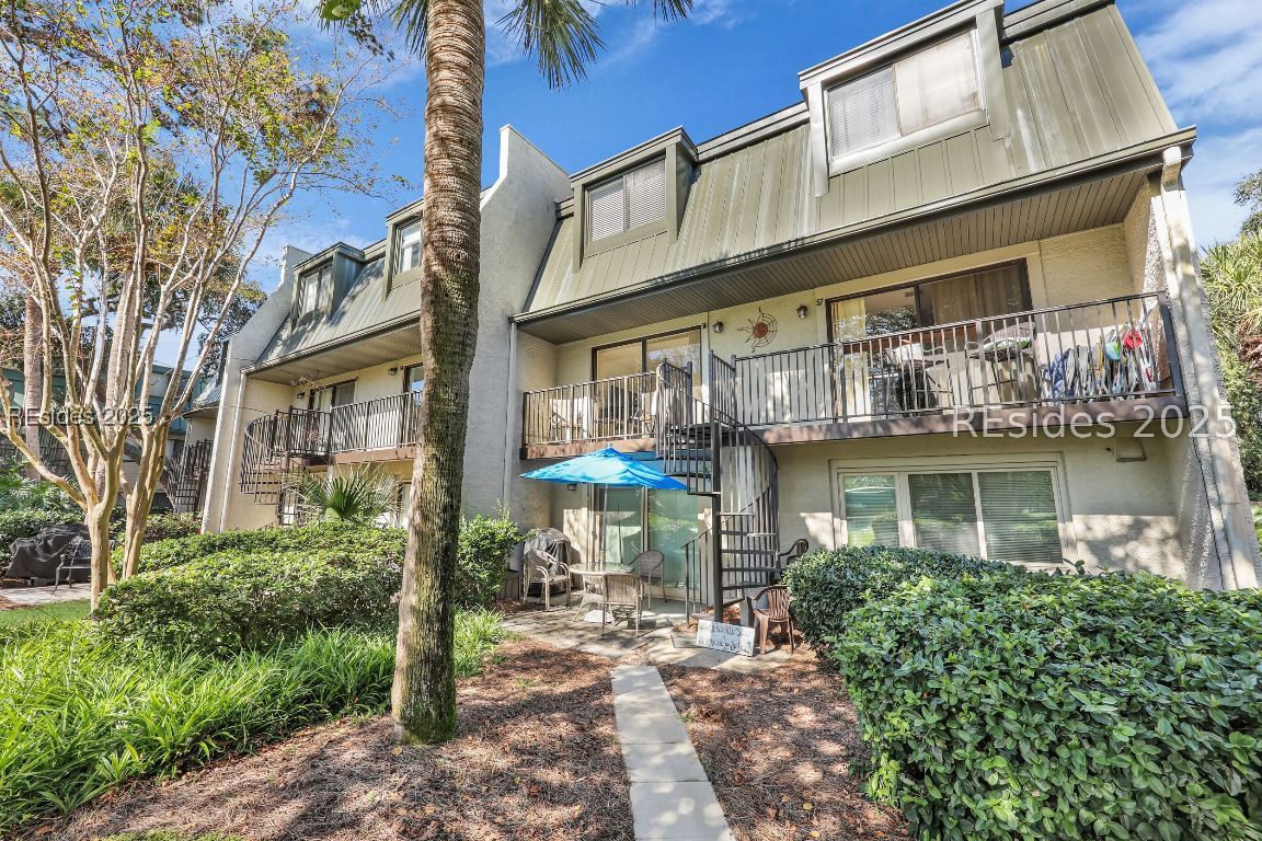 26 Forest Beach Drive Unit: 56
