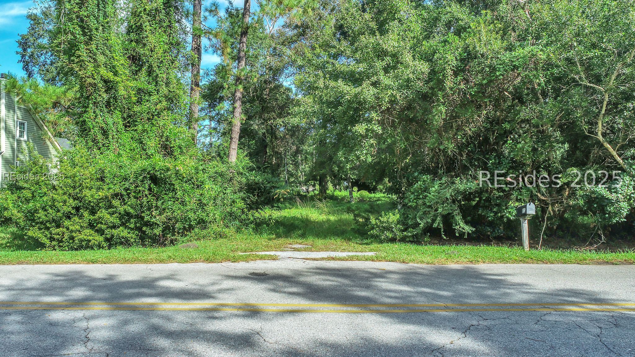 24 Hildebrand Drive