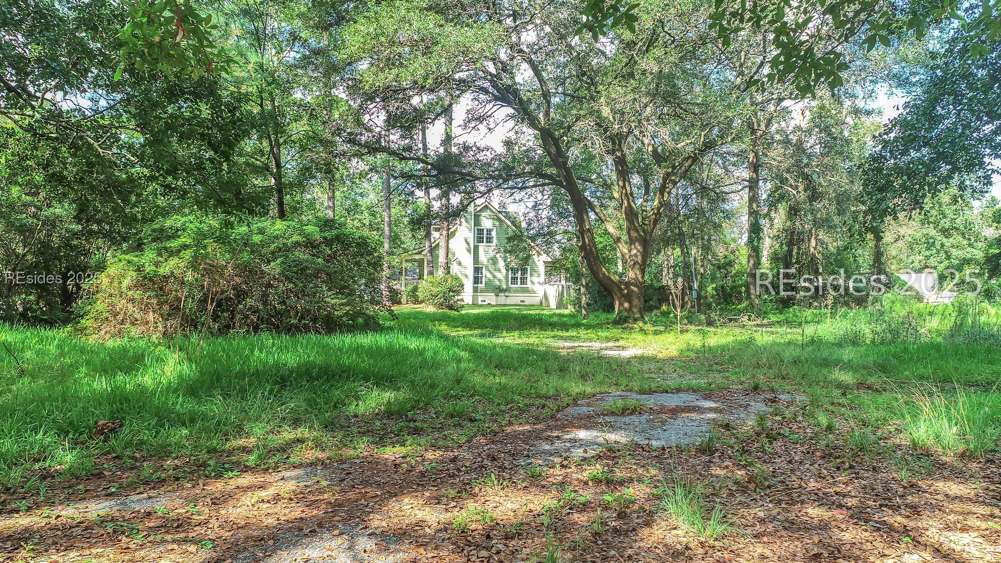 24 Hildebrand Drive