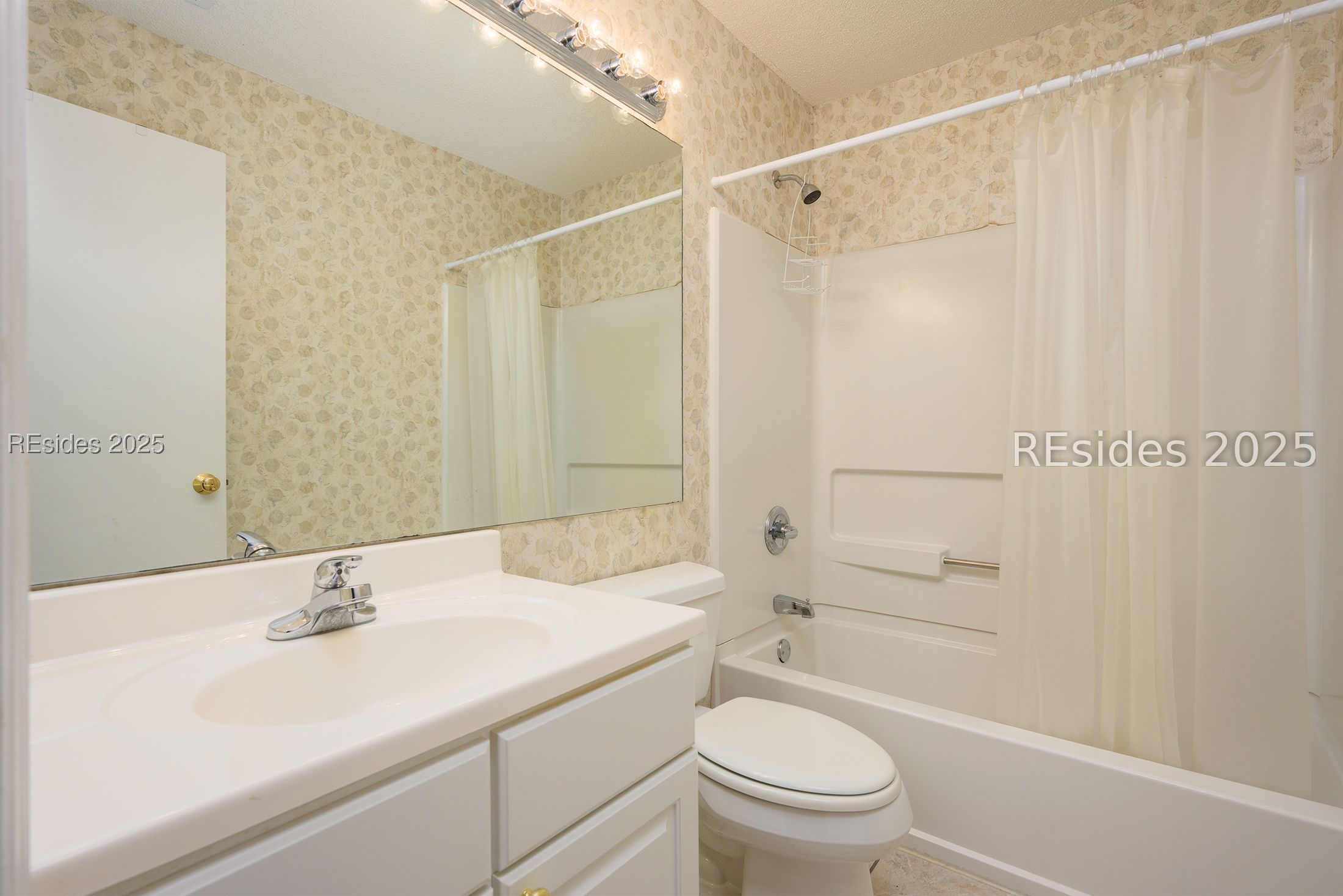 28 Forest Cove Unit: 28