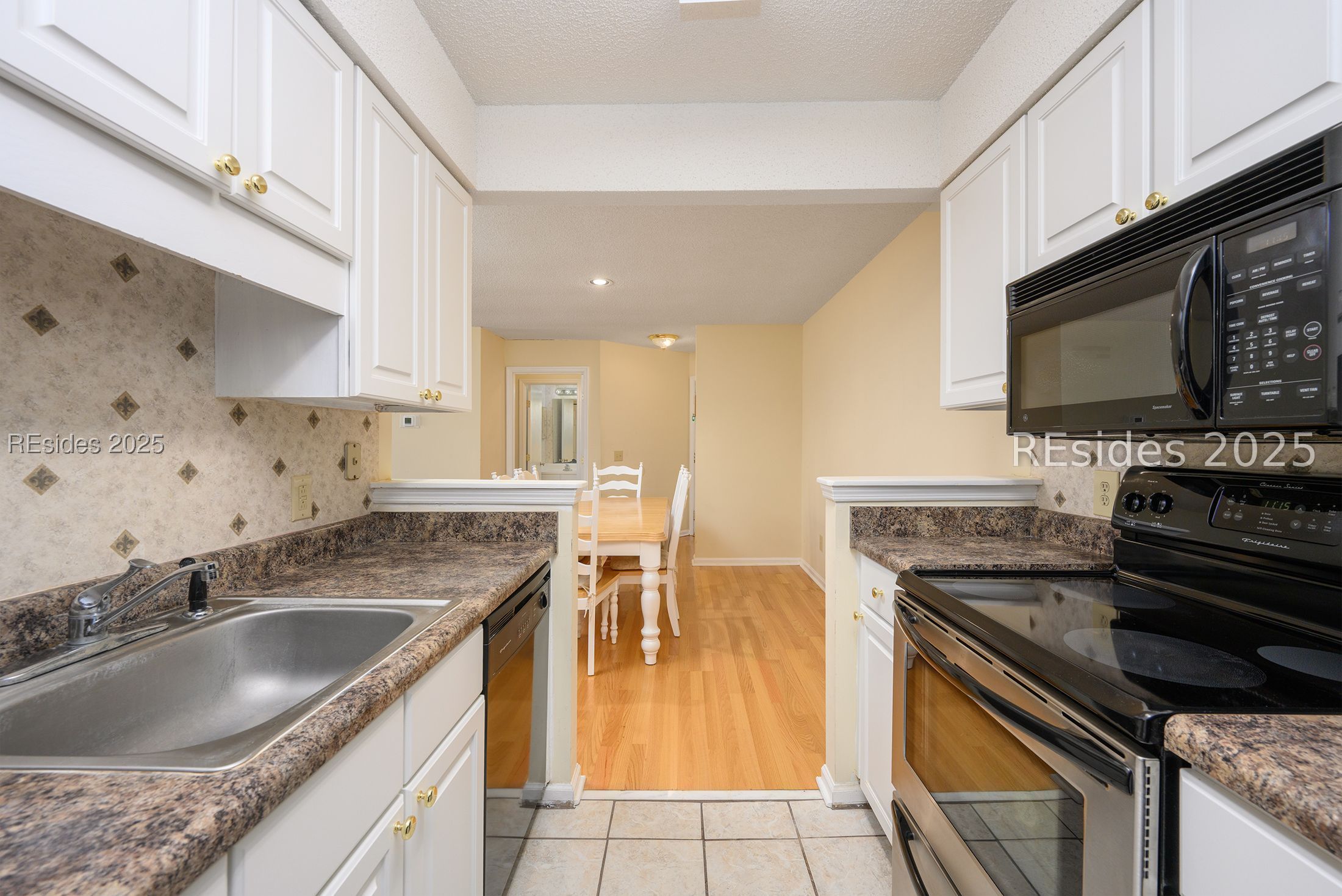 28 Forest Cove Unit: 28