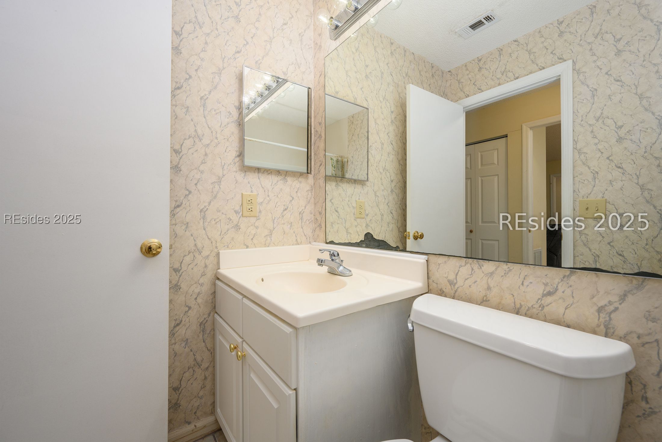 28 Forest Cove Unit: 28