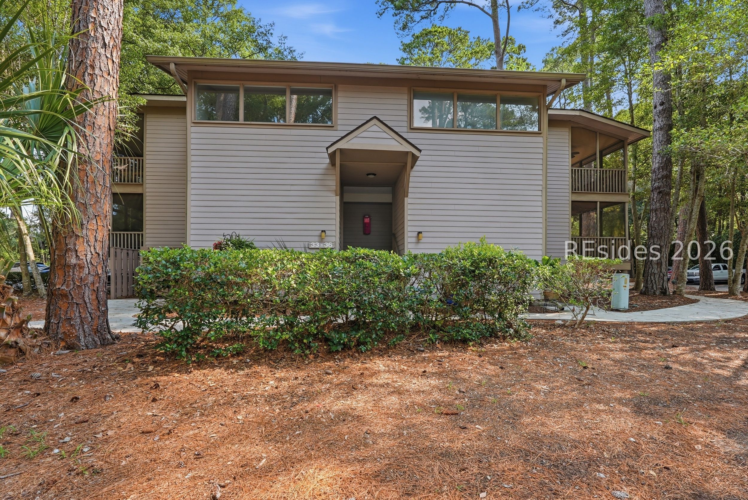 35 Three Mast Lane Unit: 35