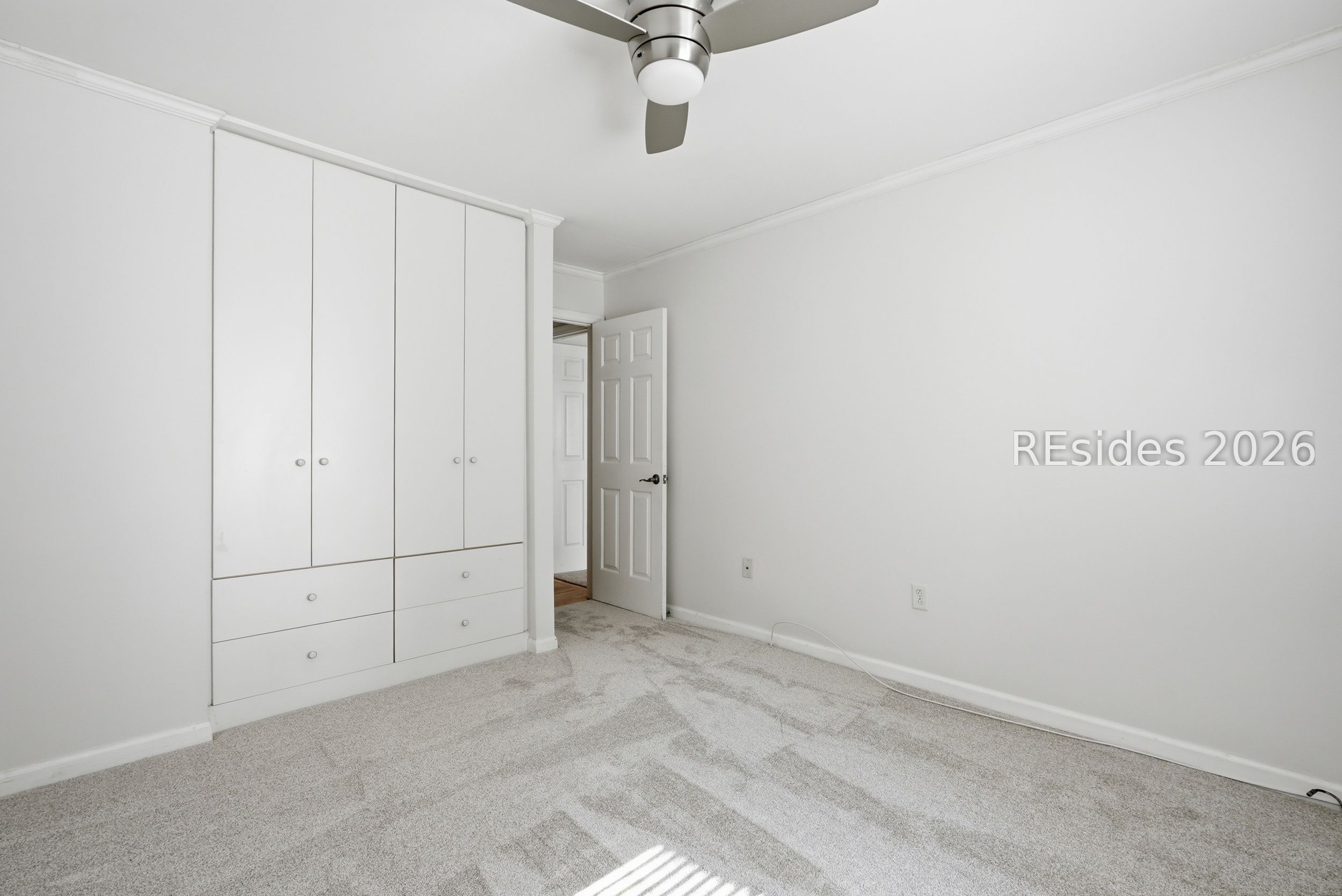35 Three Mast Lane Unit: 35