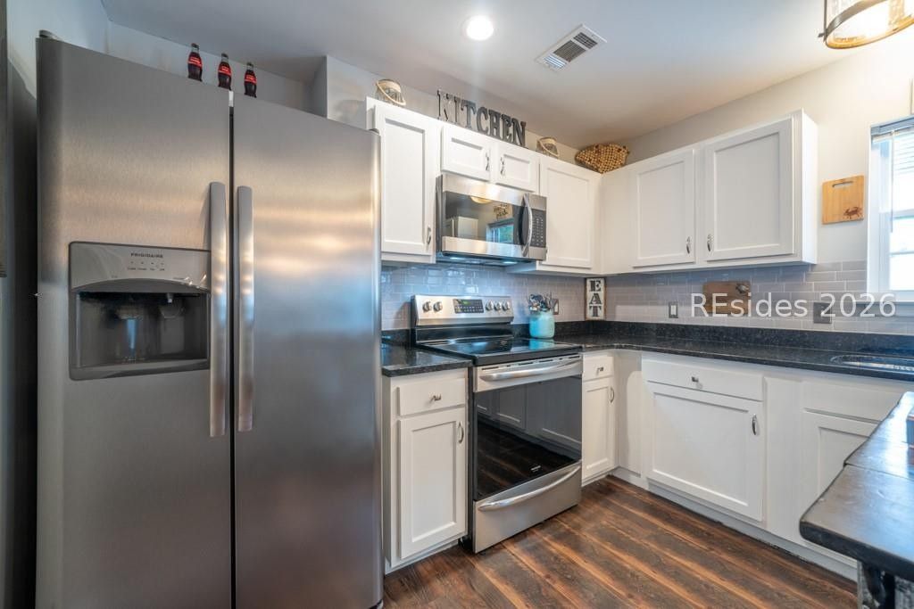 21 Pine Forest Drive