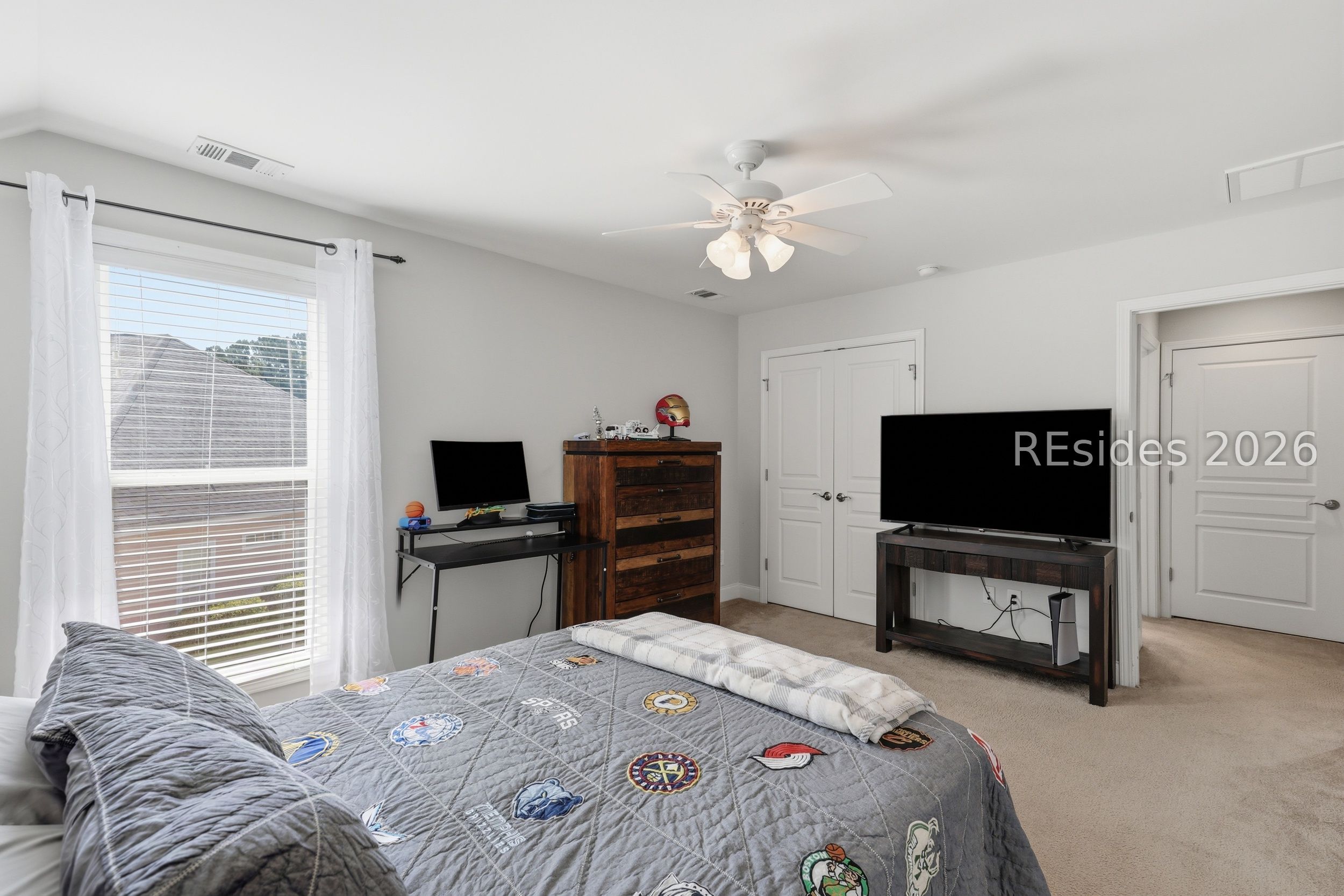 4 Maywood Way
