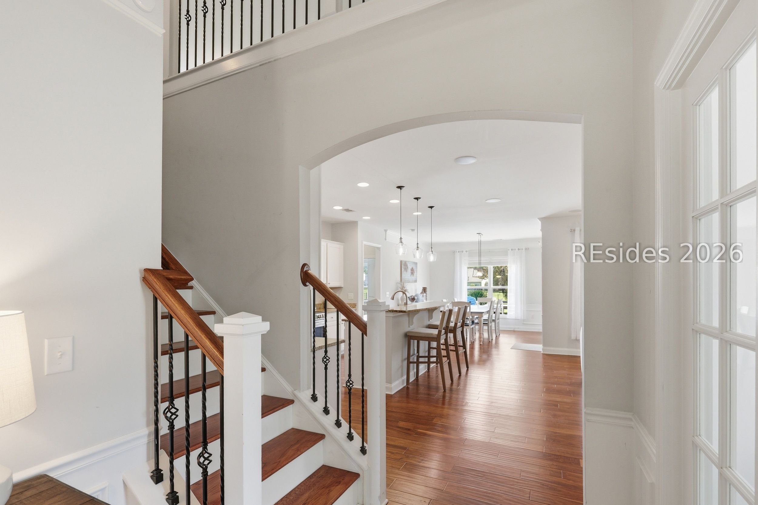4 Maywood Way