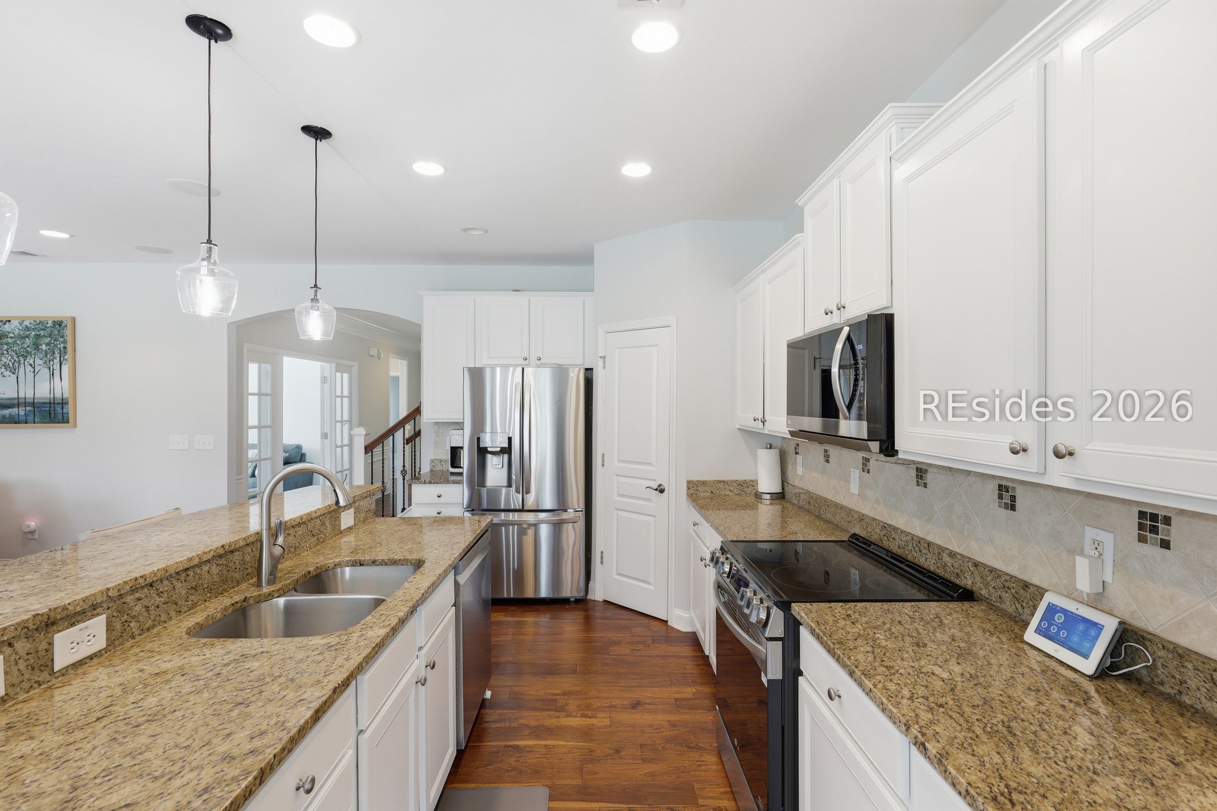 4 Maywood Way