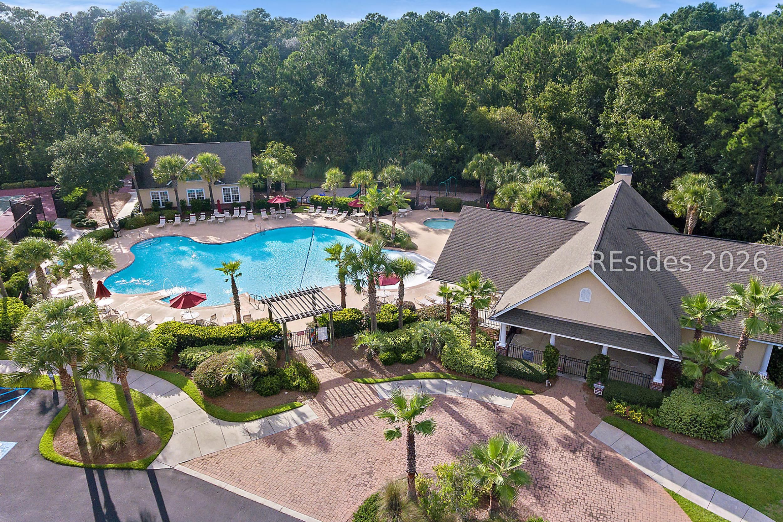 4 Maywood Way