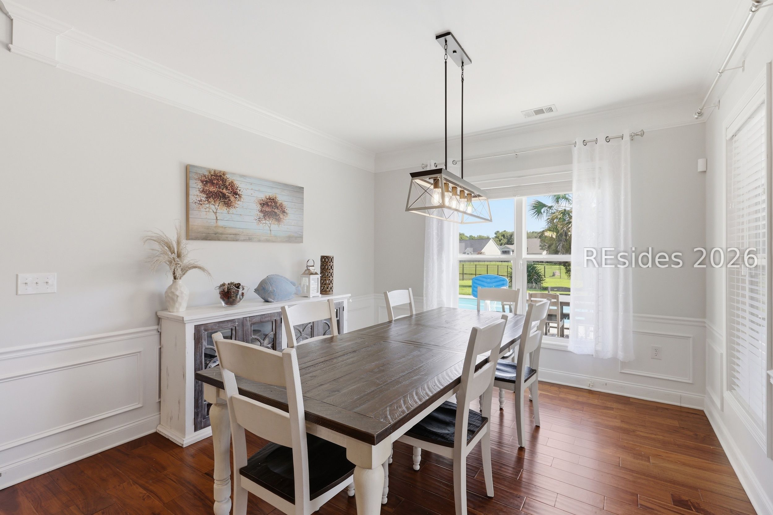 4 Maywood Way