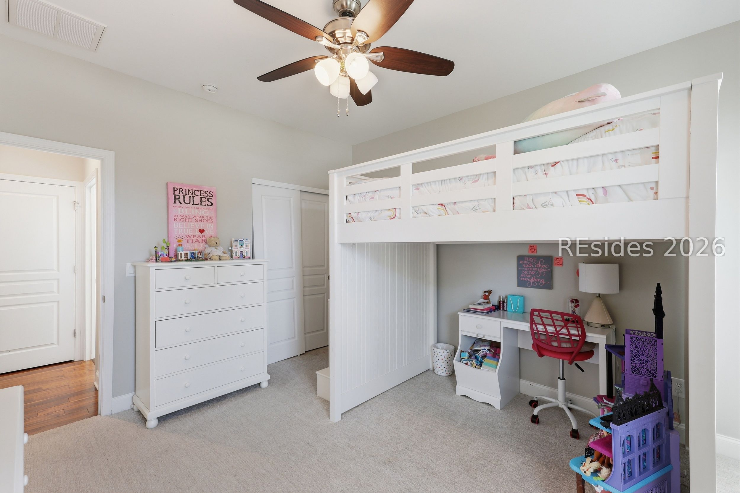 4 Maywood Way