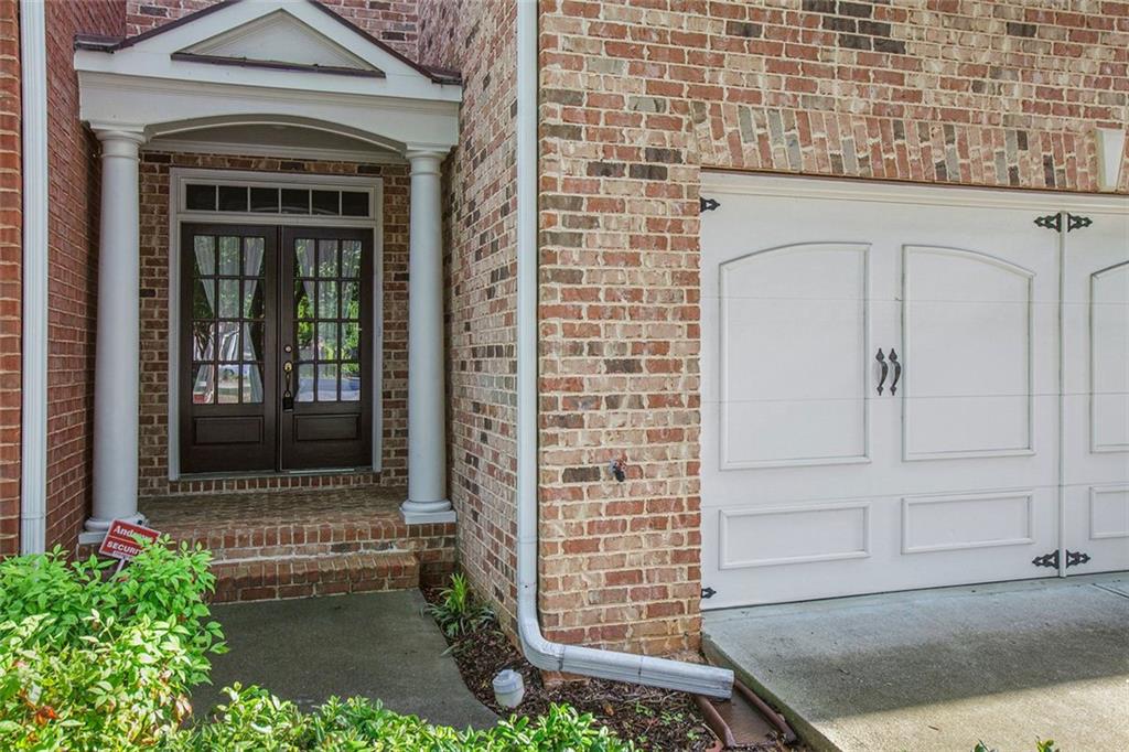 3403 VILLAGE GREEN Drive