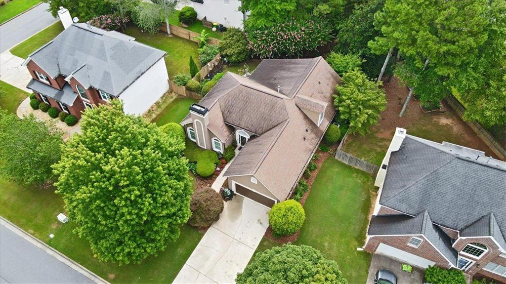 725 GATES Lane