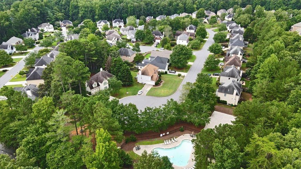 725 GATES Lane