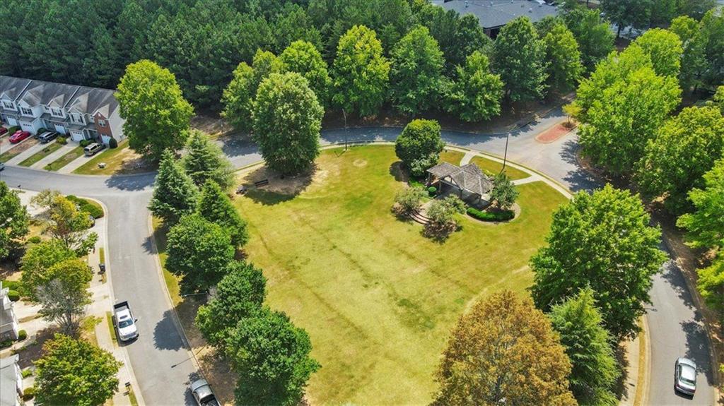 619 OAKSIDE Place