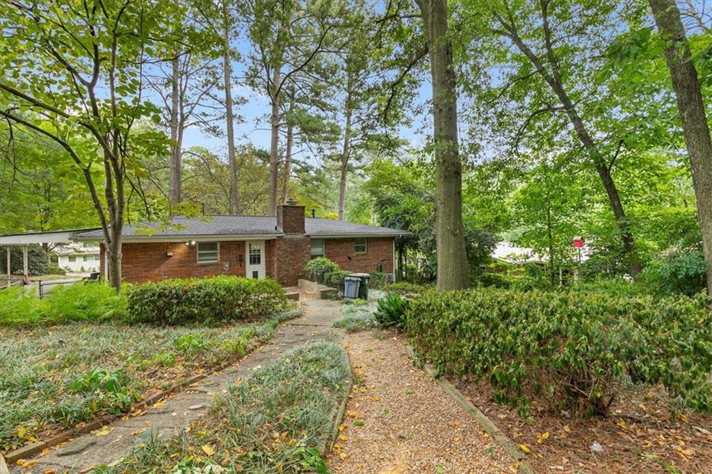 2478 WOODACRES Road NE