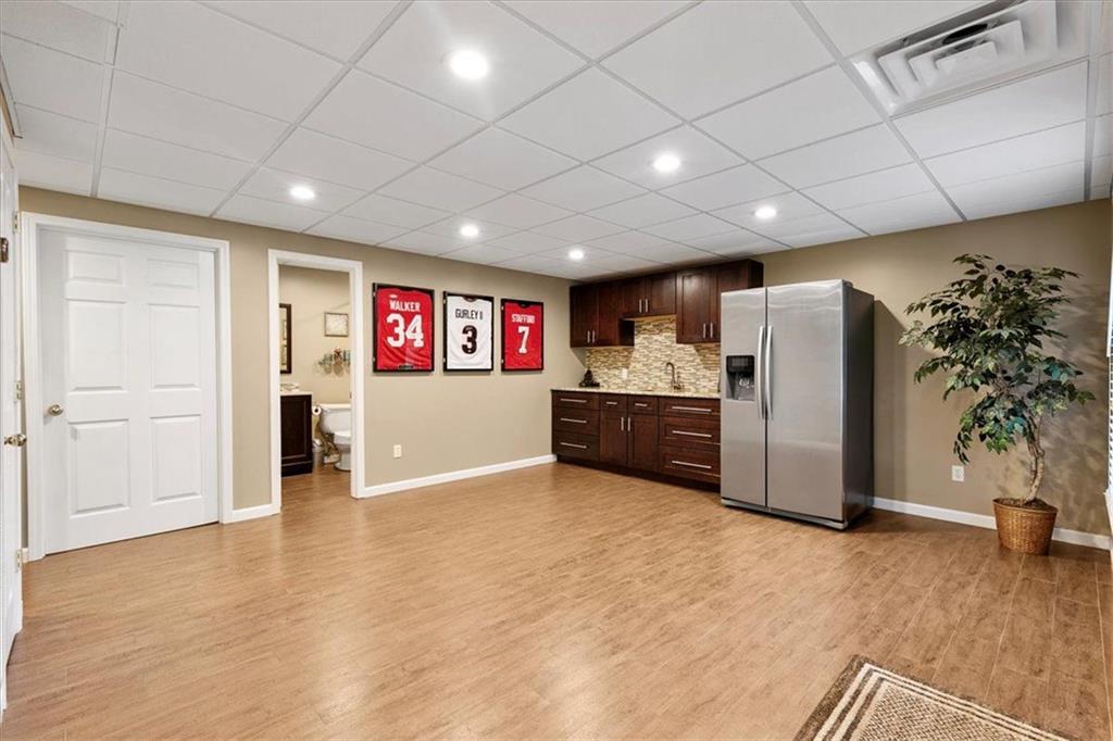 4029 IRONHILL Lane