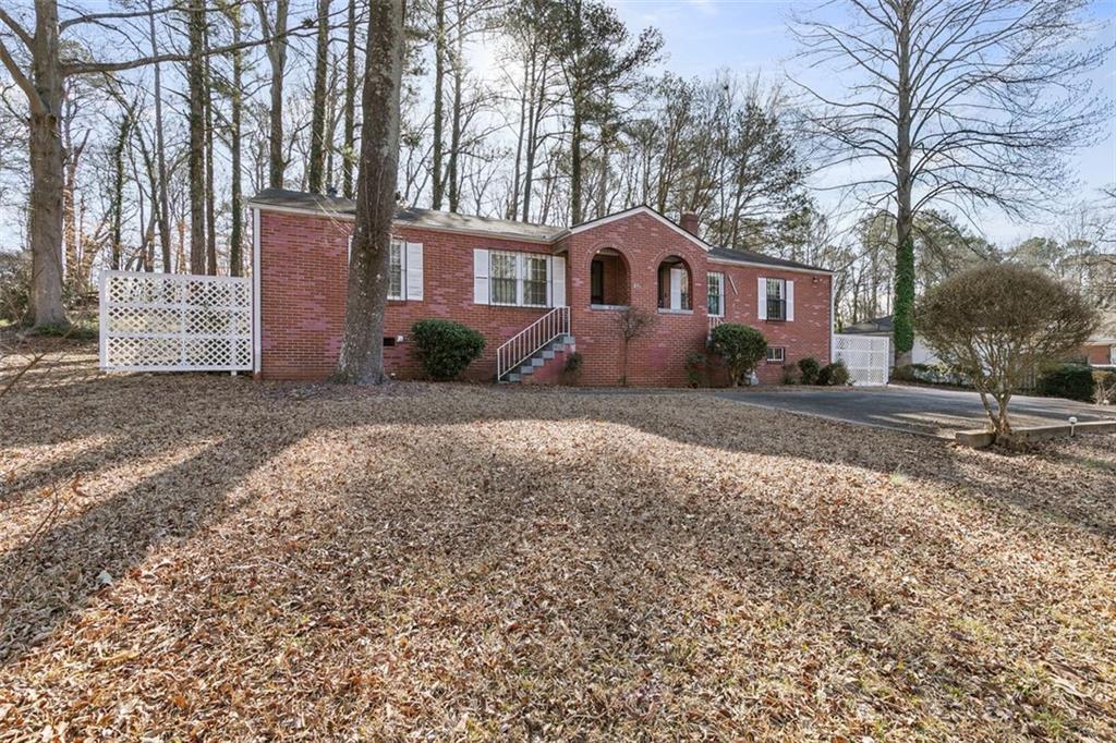 162 FAIRBURN Road SW