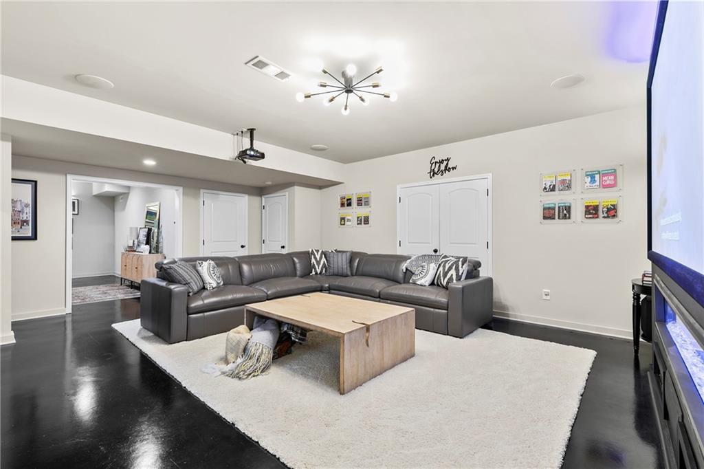 2571 Weddington Ridge NE