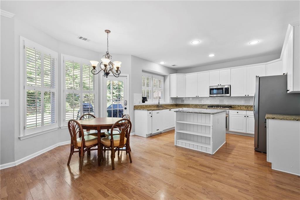5054 Kingsbridge Pass