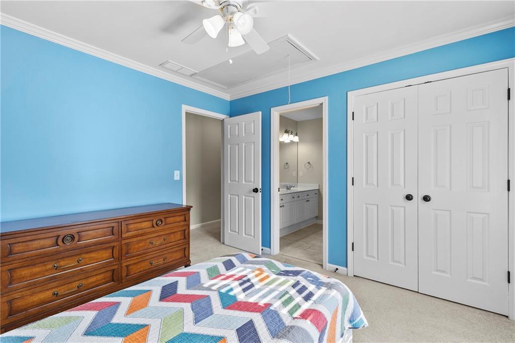 5054 Kingsbridge Pass