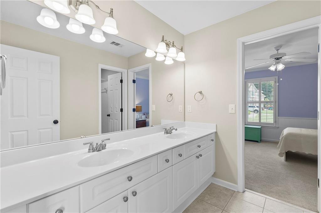 5054 Kingsbridge Pass